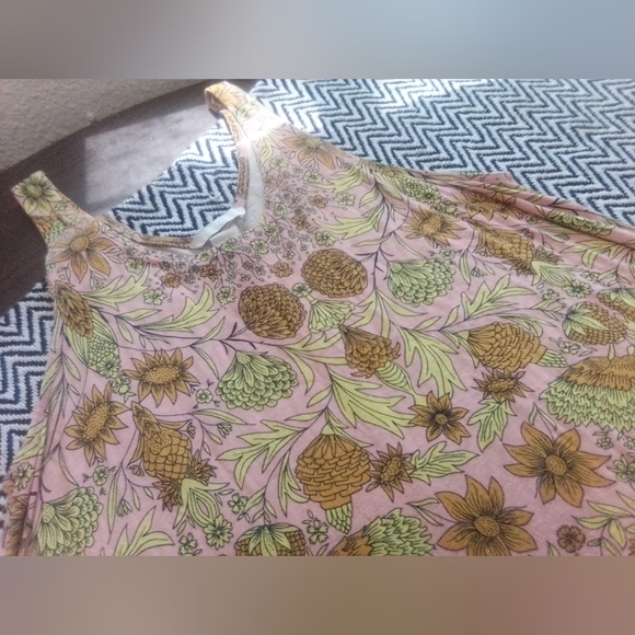 EUC H&M Floral Dress - Picture 2 of 5